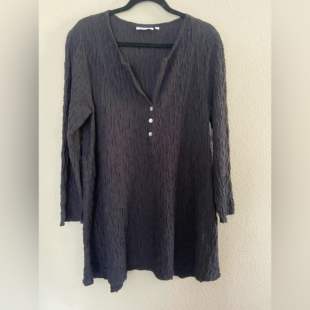 Habitat Charcoal Crinkle Gauze Cotton Textured Tunic Top Buttons side slits Sz M